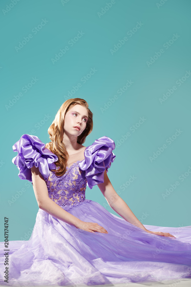 Naklejka premium Violet Princess Dream