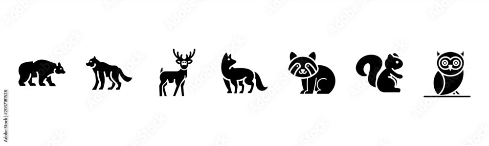 Fototapeta premium Forest Animals set with Bear, Wolf, Deer, Fox, Raccoon, Squirrel, and Owl for wildlife and nature visuals.