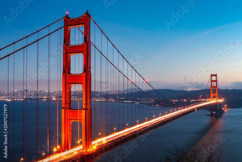 Canvas-taulu Sunset view of the Golden Gate Bridge from Battery Spencer
