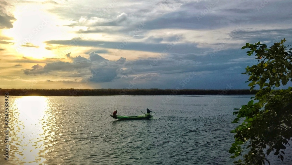 Fototapeta premium sunset on the lake