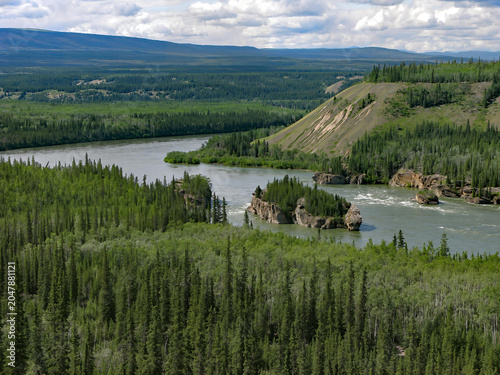 Tableau sur toile Five Finger Rapids - A set of natural rapids along the Yukon River in the Yukon