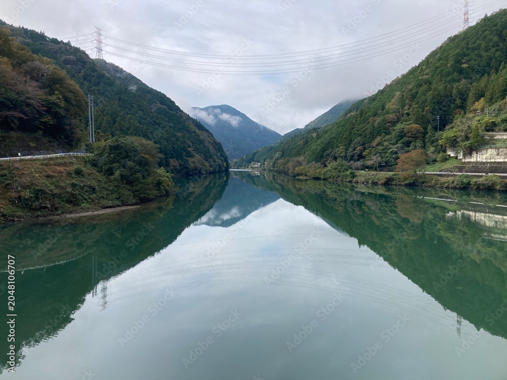 Fototapeta premium lake and mountains
