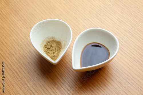 和風調味料の山椒粉とうなぎのタレ レストランの創作料理用ソース | Authentic Japanese Sansho Pepper Powder and Eel Sauce for Restaurant Menu