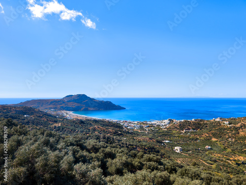 Fotografía View of the town of Plakias and the Libyan Sea in the south of the Greek island