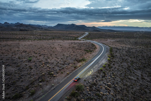 Фотография Aerial view of Arizona's uninhabited areas along Route 66.