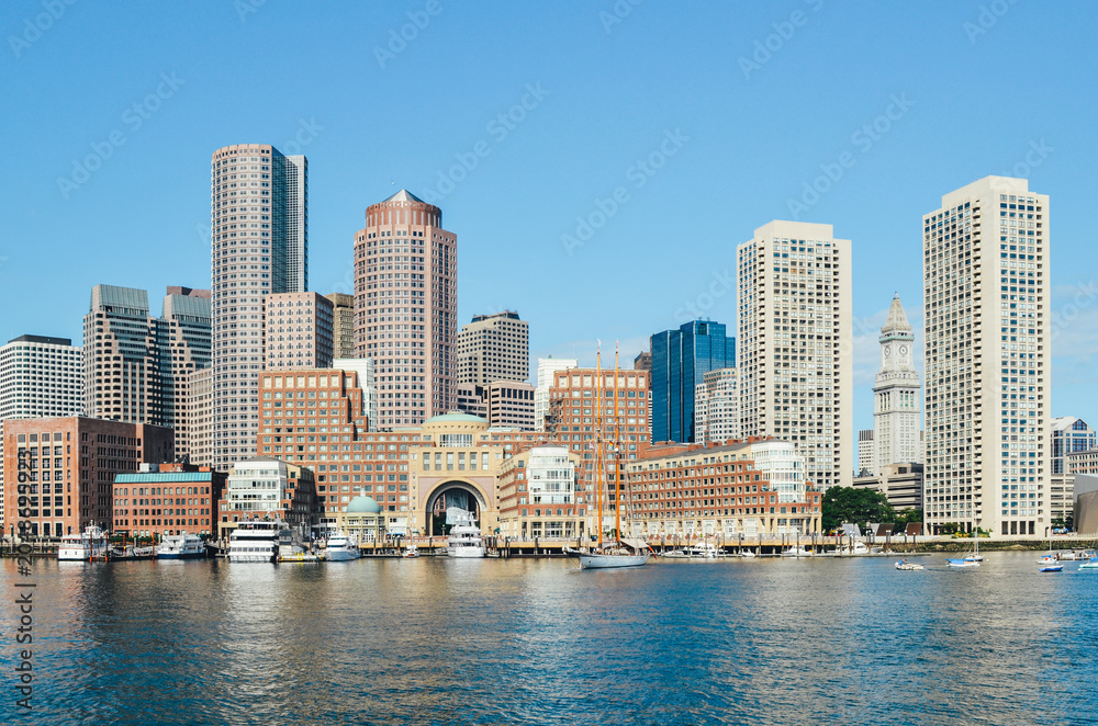 Fototapeta premium Urban buildings along the waterfront in Boston