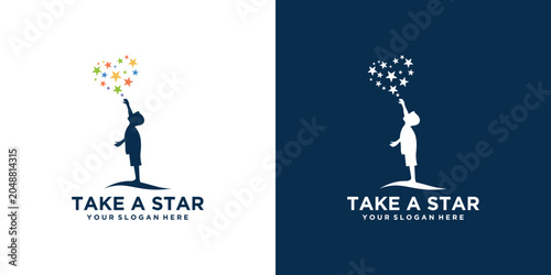 Konstfotografi Child Reaching for Stars Logo.