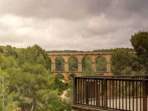 Fotografie El Puente romano de tarragona, el puente del diablo