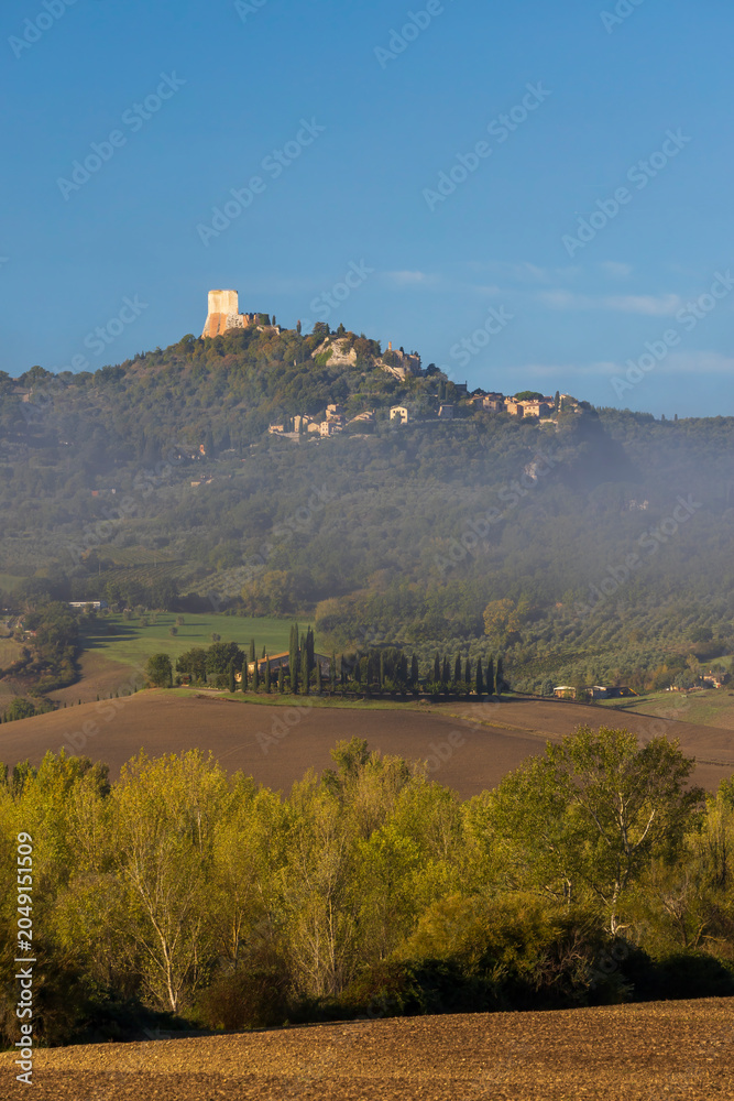 Naklejka premium Tuscan hill town of Rocca d'Orcia in Val d'Orcia landscape