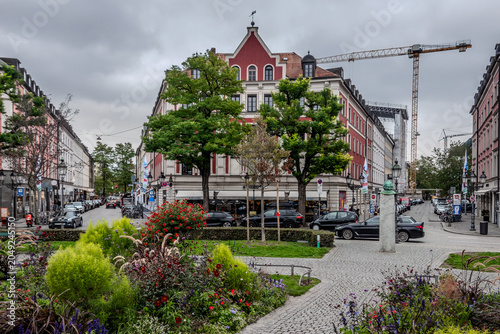 Foto Munich Gartnerplatz Square With Garden And Streetlife