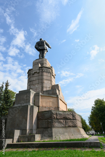 Εκτύπωση καμβά Historical Lenin Monument in Kostroma, Russia