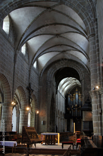 Intérieur de l'église Notre-Dame-du-Cap-Lihou, Granville, Manche