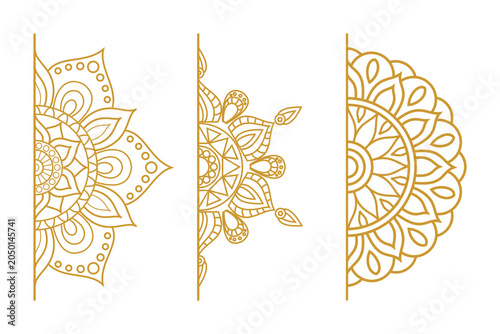 Obraz na plátně Golden half mandala ornamental design set three styles transparent background PN