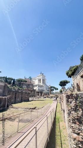 Vittoriano Monument White Marble Sculptures Italian Flag Rome Italy