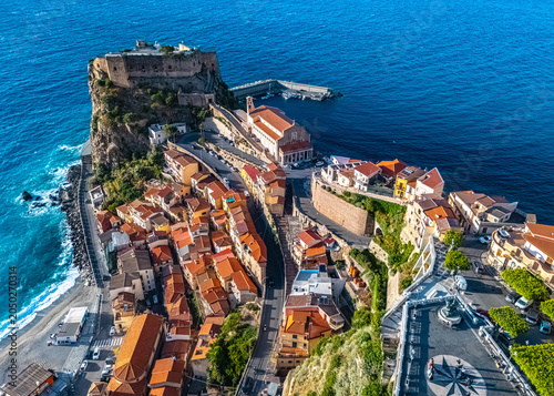 Quadro su tela The city of Scilla in the Province of Reggio Calabria, Italy