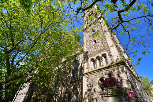 Schilderij op canvas Temple Neuf under a clear sky in Metz, France, May 10, 2024