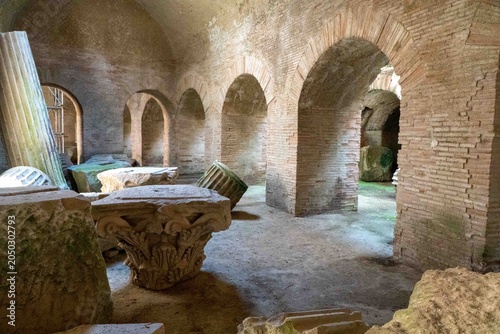 Photos Italy, Pozzuoli - The Flavian amphitheatre