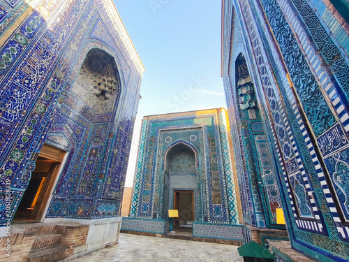 Bild auf Leinwand Shah-i-Zinda necropolis mausoleums with ornate blue tilework in Samarkand
