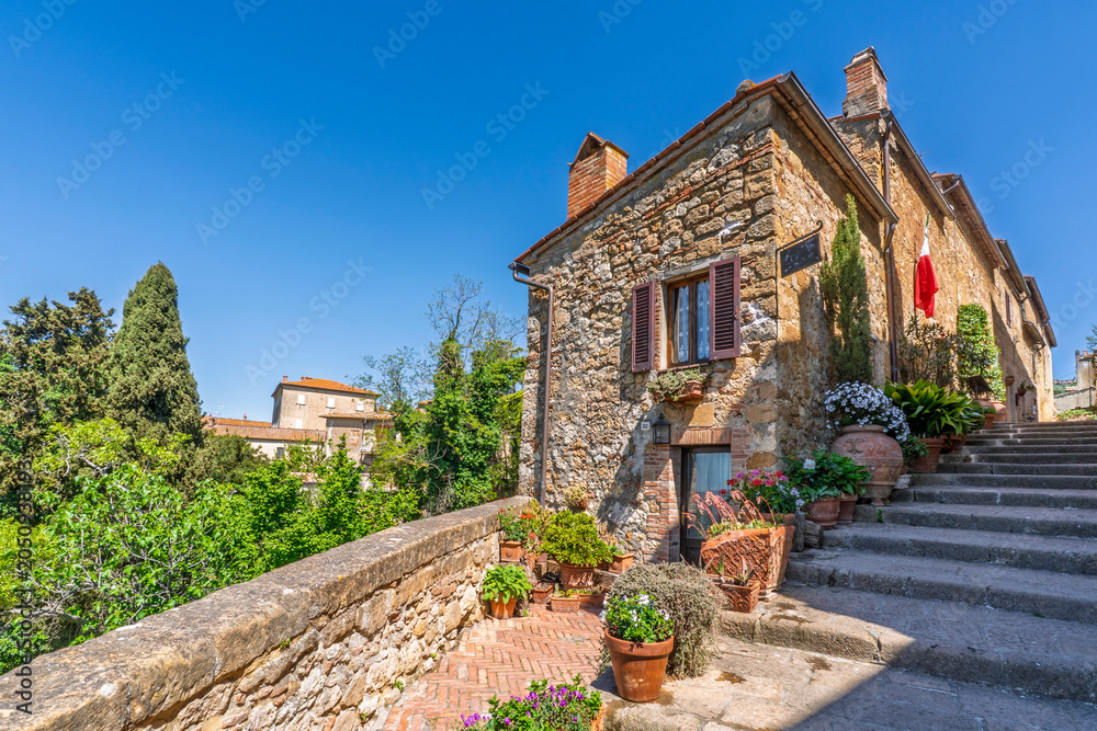Fototapeta premium The Pienza Town street view in Italy