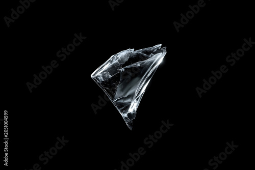 Broken glass shard isolated on transparent background. Realistic clear crystal fragment ideal for compositing, VFX, product photography and high-impact design.