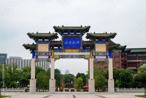 南昌故郡 牌楼　中国　江西省南昌市