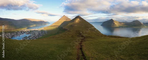 Panel kuchenny z motywem View from Klakkur mountain over the city of Klaksvik and the Atlantic Ocean in the Faroe Islands, Denmark, panoramic
