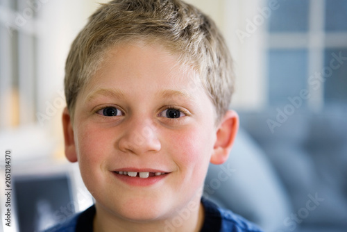Quadro su tela Close up of a boy smiling