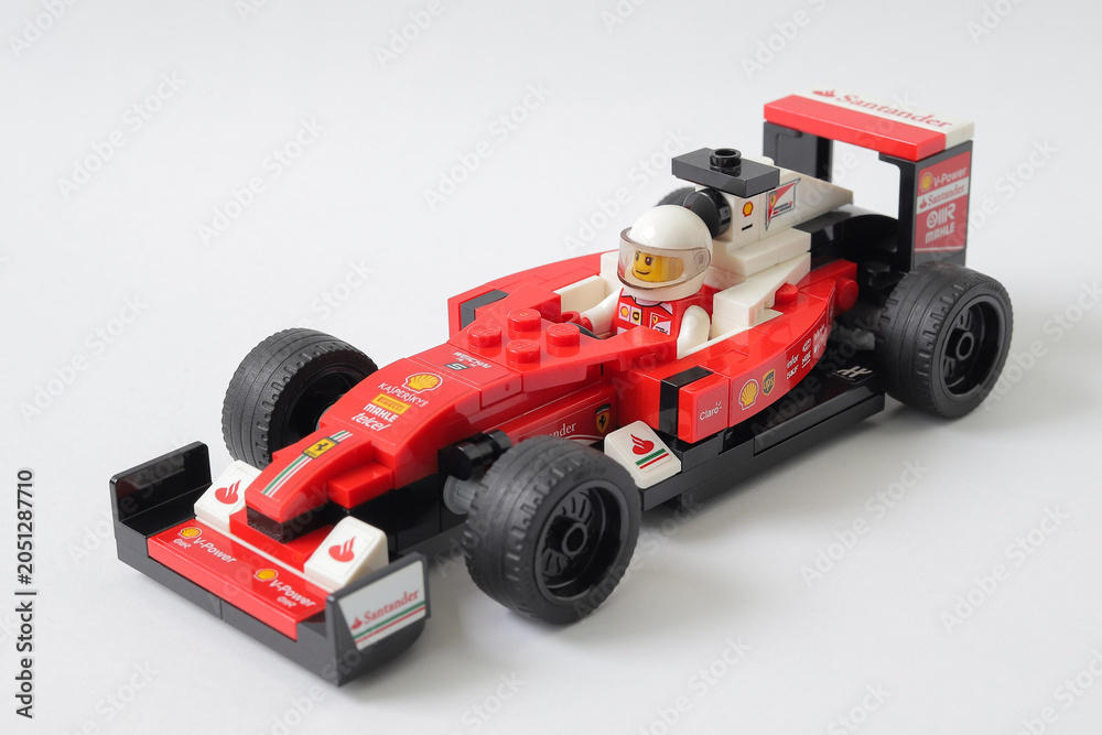 Obraz premium Lego Scuderia Ferrari SF16-H formula one