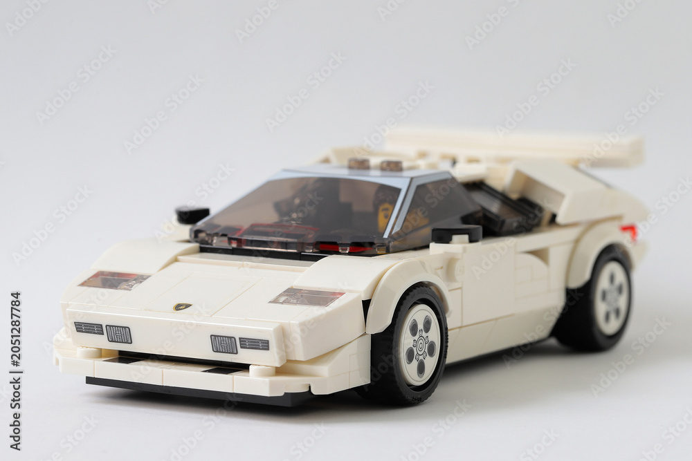 Naklejka premium Lego car Lamborghini Countach