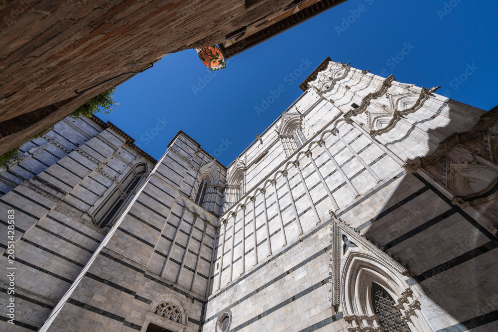 Fototapeta premium Detailfoto, Duomo di Siena, Romanisch Gotischer Dom mit Mosaiken, Piazza del Duomo, Siena, Toskana, Italien