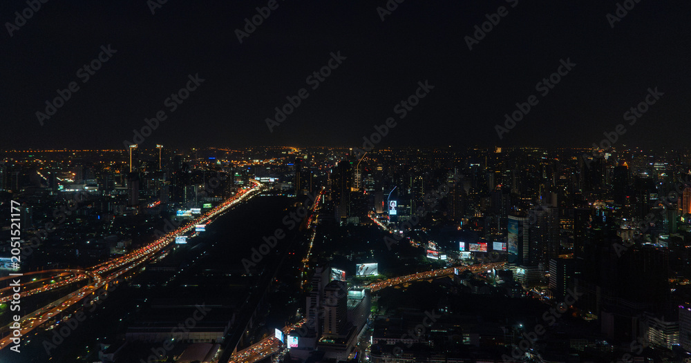 Fototapeta premium a city skyline view of Bangkok, Thailand 