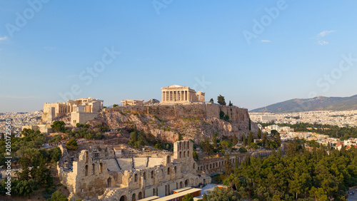 Obraz na plátně Acropolis of athens with the parthenon atop the rocky hill, overlooking the odeo