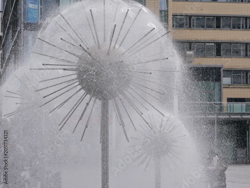 Pusteblumenbrunnen in der Prager Straße in Dresden