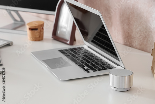 Portable sound speaker with...