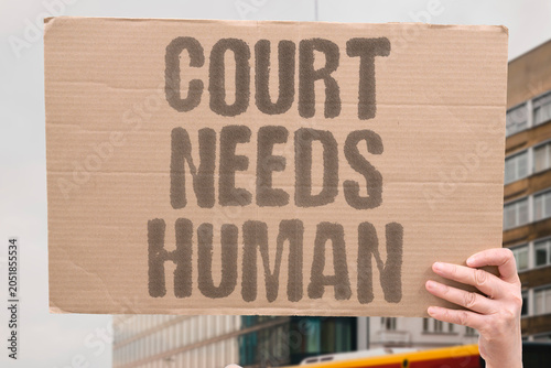 Foto "Court needs human" Judicial system requires people