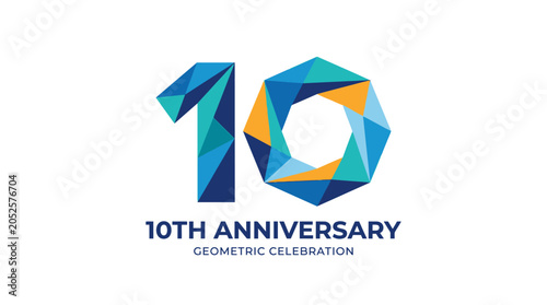 Foto 10th anniversary geometric celebration logo design.