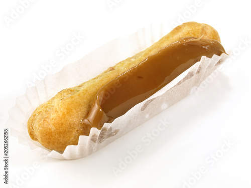 Fotografie Food - Toffee Petit Four on white Background