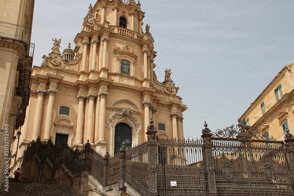 Naklejka premium baroque church (st george cathedral) in ragusa in sicily in italy 