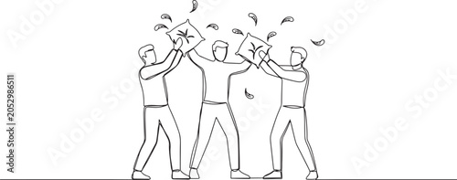 Foto Men stand close to each other swinging pillows to stab an opponent