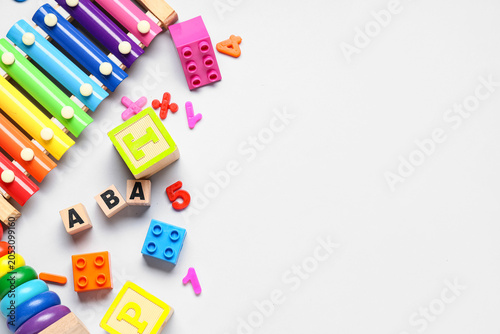 Colorful educational toys f...