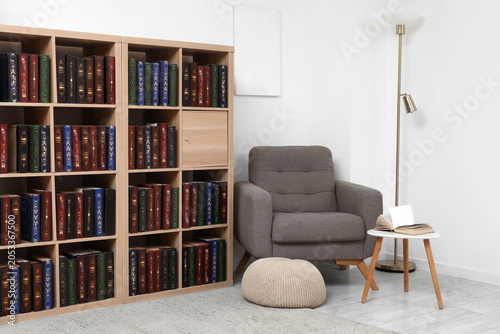 Cozy home library interior ...