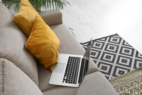 Modern home office setup wi...