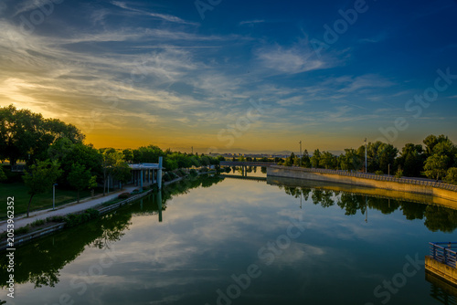 Atardecer en el Parque Juan Carlos I de Madrid