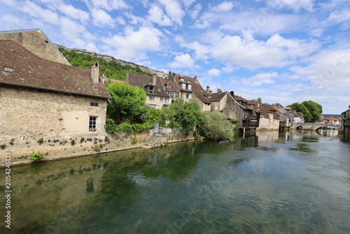 Bilde på lerret La rivière la Loue dans la ville de Ornans, ville de Ornans, département du Doub