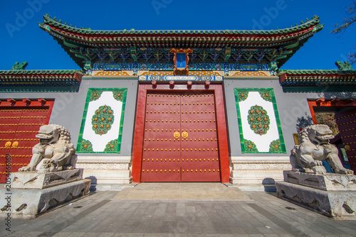 Obraz na plátně Ancient Chinese Temple Entrance Beijing with Lion Statues