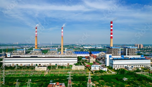 Foto Aerial panoramic view of modern thermal power plant with smokestacks