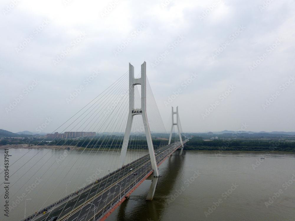 Obraz premium Aerial View of Jungshan Bridge Across Yangtze River, China
