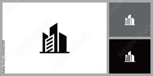 Modern Geometric House Roof Icon for Real Estate and Property