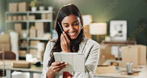 Quadro su tela Small business, woman and tablet with phone call in logistics for delivery quote, book load or happy