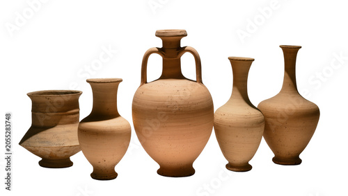 Bilde på lerret Isolated collection of five ancient terracotta pottery vessels, including vases,